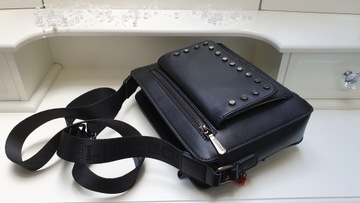 TOREBKA NA RAMIĘ LISTONOSZKA MONNARI PASEK LOGO