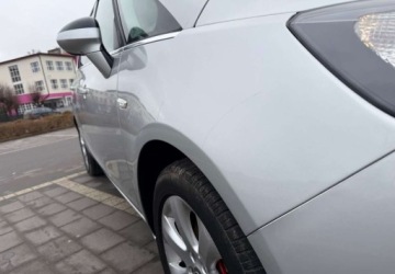 Opel Zafira C Tourer 1.4 Turbo ECOTEC 140KM 2012 Opel Zafira Opel Zafira Tourer 1.4 Turbo Business Innovation 1.4 Benzyna, zdjęcie 11