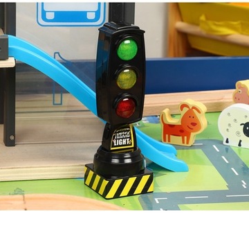 SYGNALIZACJA ŚWIETLNA DLA LALEK UDAJE ŚWIETLNIKI