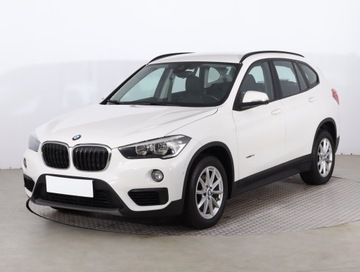 BMW X1 F48 2017 BMW X1 sDrive18i, Salon Polska, Serwis ASO, zdjęcie 1