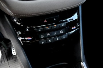 Peugeot 2008 I SUV 1.6 VTi 120KM 2013 Peugeot 2008 1,6 Benzyna 120Km Panorama Ledy, zdjęcie 23