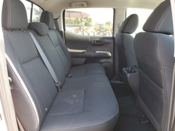 Toyota Tacoma II 2023 Toyota Tacoma Double Cab, 2023r., 4x4, 3.5L 3.5 Benzyna 278KM, zdjęcie 8