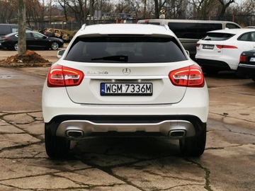 Mercedes GLA I Off-Roader Facelifting 2.0 250 211KM 2018 MERCEDES GLA 250 / 2.0 Benzyna / 211 KM / Automatyczna skrzynia biegów, zdjęcie 22