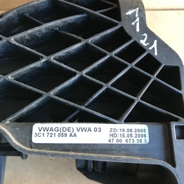 ПОТЕНЦИОМЕТР ПЕДАЛИ ГАЗА MERCEDES C203 A2113000404