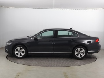 Volkswagen Passat B8 Limousine Facelifting 2.0 TDI SCR 150KM 2021 VW Passat 2.0 TDI, Salon Polska, 1. Właściciel, zdjęcie 2