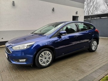 Ford Focus III Hatchback 5d facelifting 1.0 EcoBoost 125KM 2015 Ford Focus 1.0 125KM Benzyna # Klima # Tempomat #, zdjęcie 9
