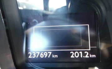 DS 5 2013 Citroen DS5 2013r, 2.0 HDI HYBRID, 4x4. Uszkodzone boki. 2.0 Hybryda 163KM, zdjęcie 13