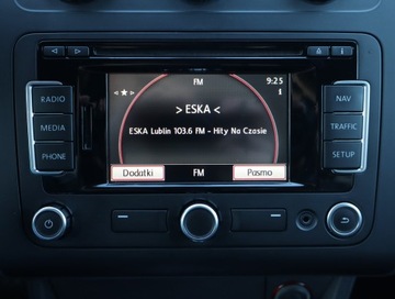 Volkswagen Touran II 2.0 TDI 140KM 2012 VW Touran 2.0 TDI, DSG, Skóra, Navi, Xenon, Klima, zdjęcie 11