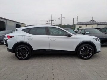 Cupra Formentor Crossover 1.5 TSI 150KM 2025 CUPRA Formentor 1.5 eTSI DSG 150KM, zdjęcie 3