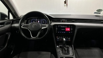 Volkswagen Passat B8 Variant Facelifting 2.0 TSI 190KM 2021 Volkswagen Passat 2.0 TSI Business DSG Kombi, zdjęcie 8