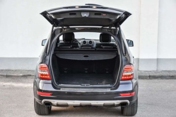 Mercedes Klasa M W164 Off-roader Facelifting 3.0 V6 (300 CDI BlueEFFICIENCY) 204KM 2011 Mercedes-Benz ML MERCEDES ML 300 CDI 4-MATIC GRAND-EDITION Xenon Skory Gwa, zdjęcie 36