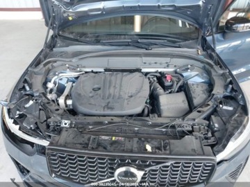 Volvo XC60 II 2023 Volvo XC 60 B5 Dark Theme 2023 2.0l 2.0 Benzyna 247KM, zdjęcie 8