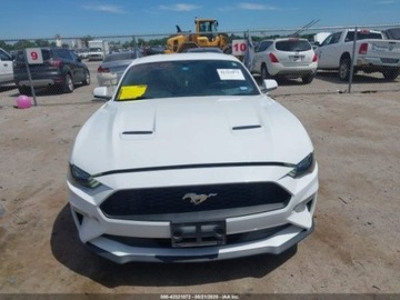 Ford Mustang VI 2018 Ford Mustang Ecoboost 2.3 Benzyna 310KM, zdjęcie 1