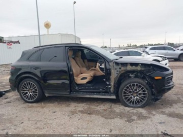 Porsche Cayenne III 2022 Porsche Cayenne Platinum Edition 2022 3.0 Benzyna 335KM, zdjęcie 6
