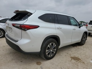 Toyota Highlander III 2023 Toyota Highlander L 2023 2.4l 2.4 Benzyna 265KM, zdjęcie 3