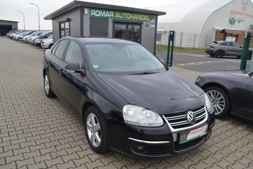 Volkswagen Jetta V 1.9 TDI 105KM 2010