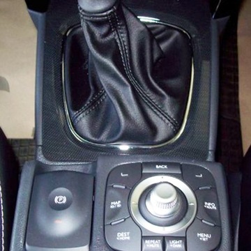 RENAULT KOLEOS I MĚCH ŘAZENÍ KŮŽE