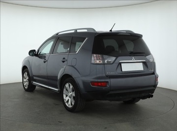 Mitsubishi Outlander II 2.0 DID DOHC 140KM 2010 Mitsubishi Outlander 2.0 DI-D, Salon Polska, 4X4, zdjęcie 3