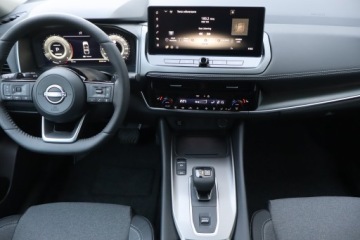 Nissan Qashqai III Crossover Facelifting 1.3 DIG-T MHEV 158KM 2025 Nissan Qashqai 1.3 DIG-T MHEV, 1. Właściciel, zdjęcie 11