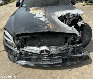 Mercedes Klasa C W205 Limuzyna Facelifting 1.6 C180 156KM 2019 Mercedes-Benz Klasa C 1.6 Benzyna 156KM, zdjęcie 4