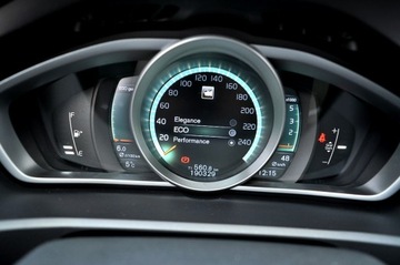 Volvo 2015 Volvo V40 Ocean Race Ledy Panorama Dach Digital, zdjęcie 31