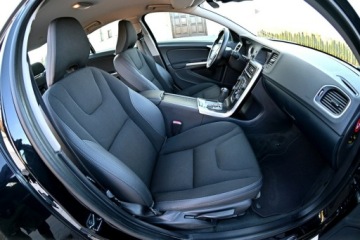 Volvo S60 II Sedan 2.0 D3 163KM 2012 Volvo S60 2.0 163 KM D3 Automat Navi Parktronik, zdjęcie 7