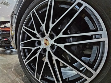 Porsche Cayenne III SUV Plug-In Facelifting 3.0 470KM 2025 Cayenne Coupe E-Hybrid Black Edition 3.0 (470KM) 2025, zdjęcie 12