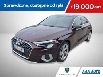 Audi A8 D5 2022 Audi A3 35 TFSI, Salon Polska, Serwis ASO