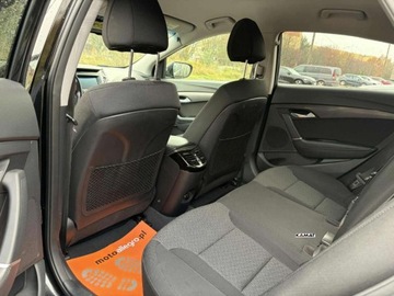 Hyundai i40 Sedan Facelifting 2.0 GDI 165KM 2017 Hyundai i40 Hyundai I40 2,0 benzyna Bussines Bogate Wyposazenie Zamiana, zdjęcie 12
