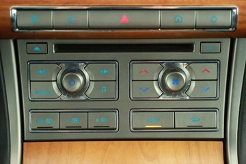 Jaguar XF I Sedan 3.0D V6 S 275KM 2009 Jaguar XF 3.0 DS, 270 KM, Automat, Skóra, Navi, zdjęcie 11