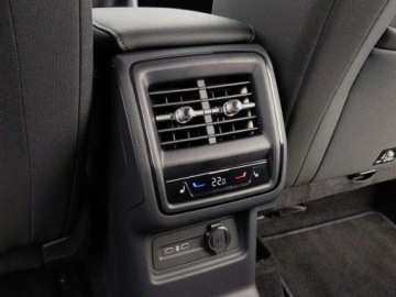 Skoda Kodiaq II SUV 2.0 TDI SCR 193KM 2024 Skoda Kodiaq 2.0TDI 193KM 4x4 Selection SerwisASO Acc Virtual Hak Matrix F, zdjęcie 18