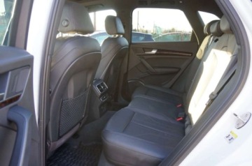 Audi Q5 II SUV 2.0 TDI 190KM 2017 Audi Q5 2.0 TDI CR 190 KM 4x4, Virtual, Navi, Kamera, Full LED, Hak, GWARA, zdjęcie 32