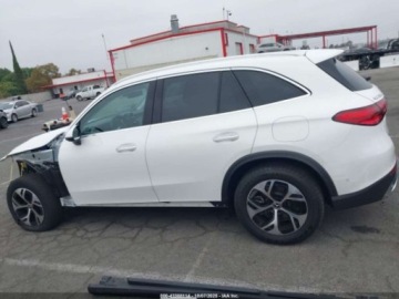 Mercedes GLC C254/X254 2025 Mercedes-Benz GLC 350E 4Matic 2025 2.0l 2.0 Hybryda 201KM, zdjęcie 2