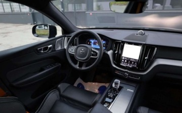 Volvo XC60 II Crossover Plug-In Facelifting 2.0 T8 455KM 2023 Volvo XC 60 Volvo XC 60 T8 AWD Polestar Engineered 2.0 Hybryda Plug-in, zdjęcie 20