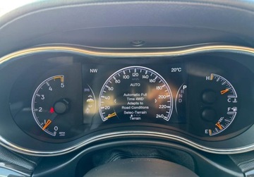 Jeep Grand Cherokee IV Terenowy Facelifting 2016 3.0 CRD 250KM 2017 Jeep Grand Cherokee 3.0 CRDI Summit Overland 4x4 Led Bixenon Skory Panorama, zdjęcie 32