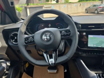 Alfa Romeo Junior SUV 1.2 Hybrid 145KM 2026 ALFA ROMEO Junior Sprint Hatchback 1.2 (145 KM) 2026, zdjęcie 5
