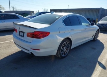 BMW Seria 5 G30-G31 Limuzyna 530i 252KM 2019 BMW Seria 5 2019r., 530i, 2L, od ubezpieczalni 2.0 Benzyna 251KM, zdjęcie 3