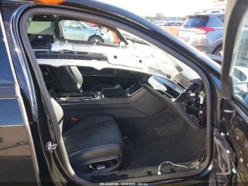 Audi A8 D5 2025 Audi A8 L 55 Tfsi Quattro Tiptronic 2025 3.0l 3.0 Benzyna 335KM, zdjęcie 9