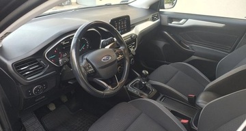 Ford Focus III Hatchback 5d facelifting 1.5 TDCi 120KM 2018 Ford Focus 1.5 EcoBlue Connected, zdjęcie 4