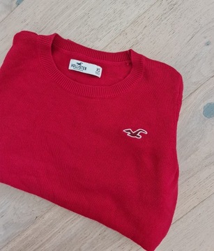 Красный свитер Hollister XS