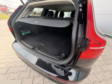Volvo V60 II  2021 Volvo V60 D3 Geartronic Momentum Pro 150KM 2021r Świetna prezencja!, zdjęcie 27