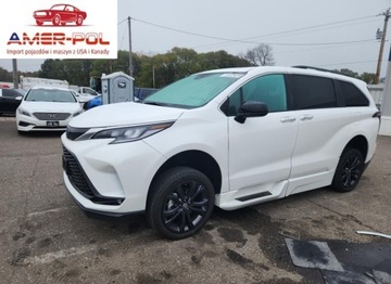 Toyota Sienna III 2024 Toyota Sienna XSE 2024 2.5L 2.5 Hybryda 245KM