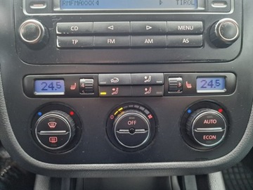 Volkswagen Golf V Hatchback 1.4 FSI 90KM 2004 Volkswagen Golf 1.4 FSI 90 KM, Klimatyzacja,, zdjęcie 16