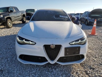 Alfa Romeo Giulia II 2024 Alfa Romeo Giulia 2024 Alfa Romeo Giulia Ti RWD 2.0 Benzyna 280KM, zdjęcie 5