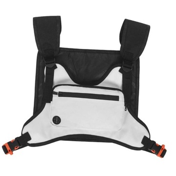 Нагрудник белый