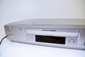 Видеомагнитофон Sony SLV-SE820