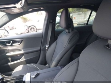 Mercedes Klasa C W206 2025 Mercedes-Benz Klasa C 300 2025 2.0l 2.0 Benzyna 255KM, zdjęcie 13