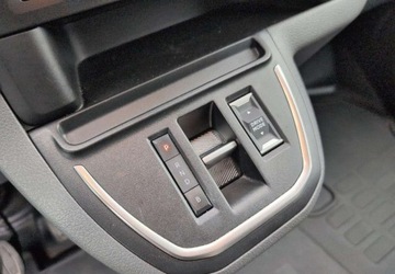 Peugeot Expert III Furgon Standard Elektryczny 50 kWh 136KM 2022 Peugeot Expert e-Expert Long 3,1t Premium SalonPL FVat Od Reki Serwis Aso, zdjęcie 13