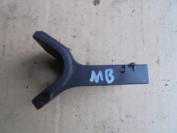 DRŽÁK DRŽÁKY CHLADIČŮ OPEL MERIVA B