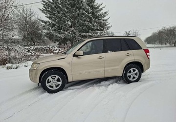 Suzuki Grand Vitara II SUV 2.0 i 16V 140KM 2007 Suzuki Grand Vitara Suzuki Grand Vitara 2.0 De luxe 2.0 Benzyna 140KM, zdjęcie 4
